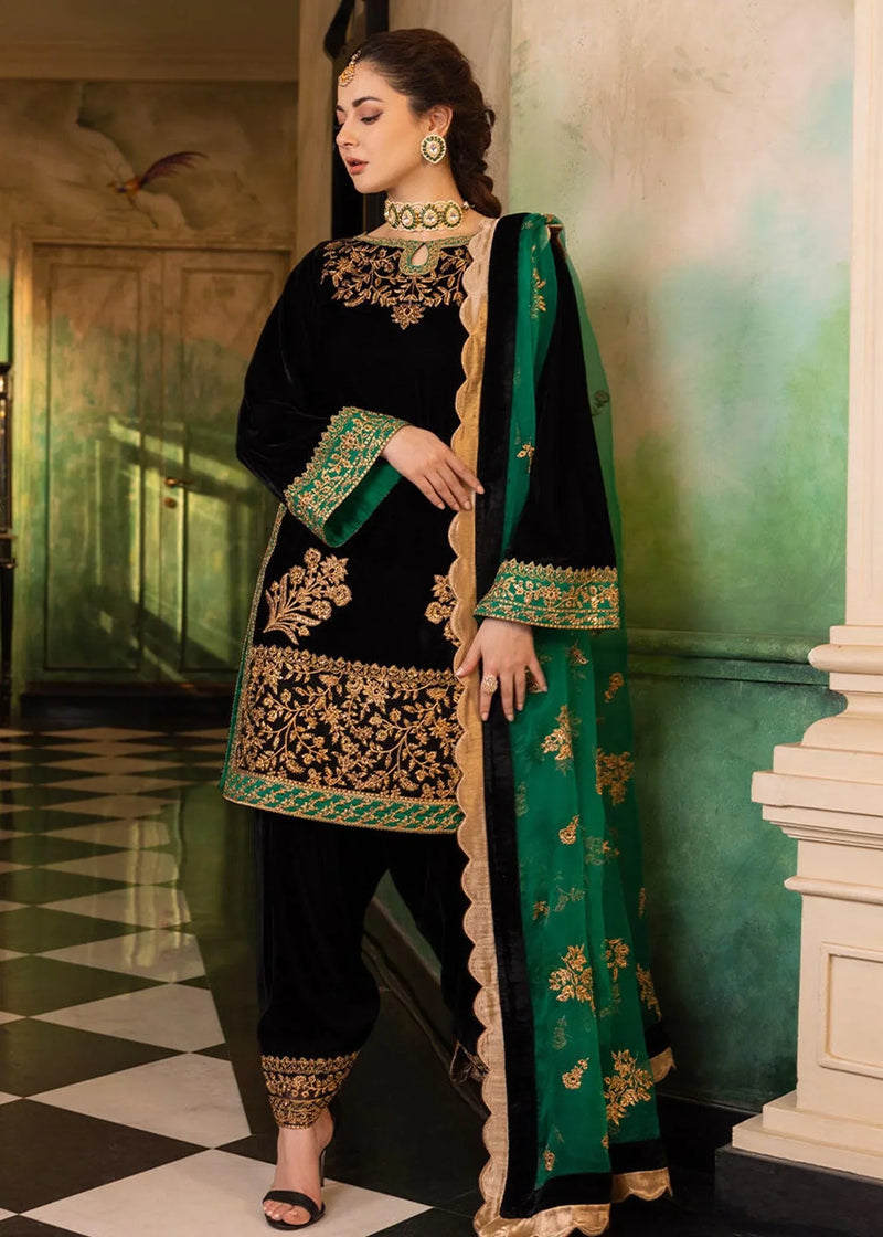 Muzlin-Velvet Embroidered Winter 3 Piece Suit - HC551