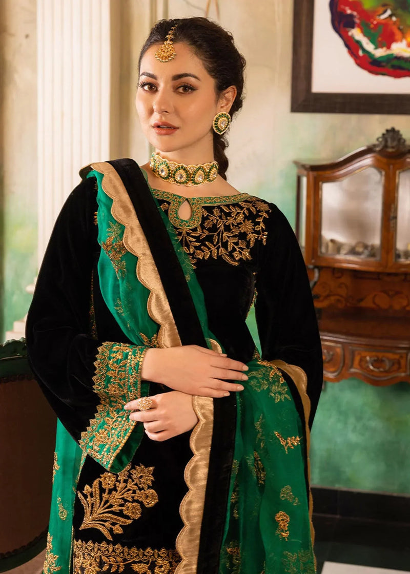Muzlin-Velvet Embroidered Winter 3 Piece Suit - HC551