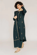 HC566-WINTER 3PC Dhannak Embroidered Suit with Dhanak Embroidered Shawll