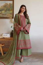 HC1002 - Bareeze 3 Piece Embroidered Lawn Suit