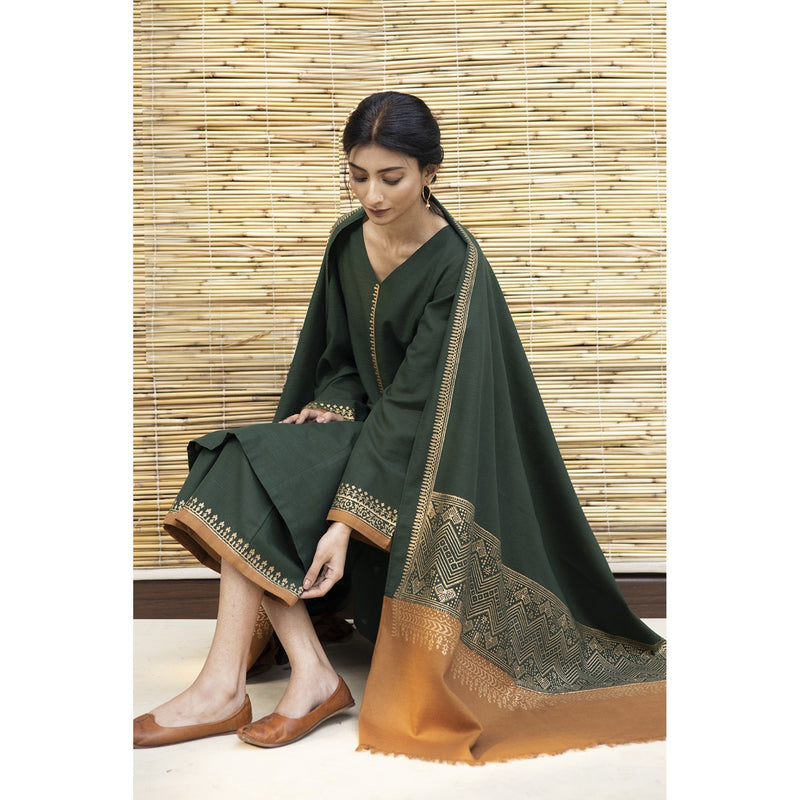 HC531-3PC Dhanak suit with Embroidered Shawll