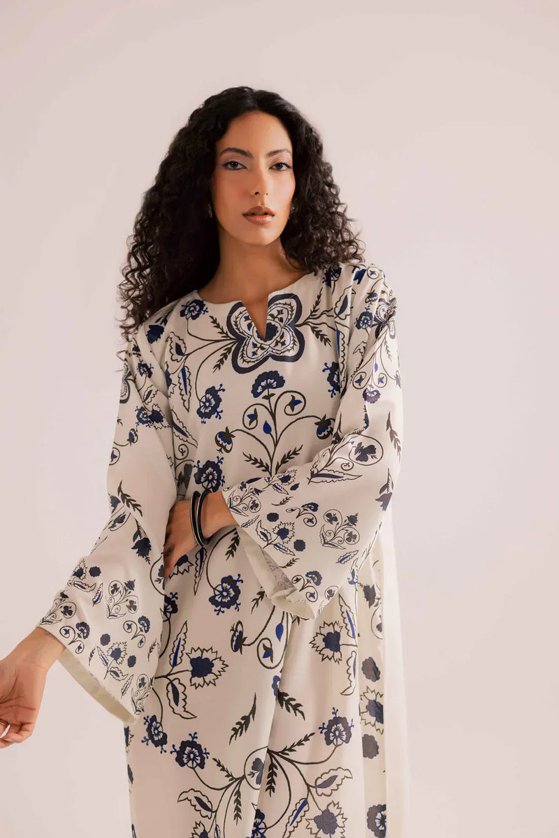 Bunaai - 2 piece Silk printed coord Kaftaan - HC1132