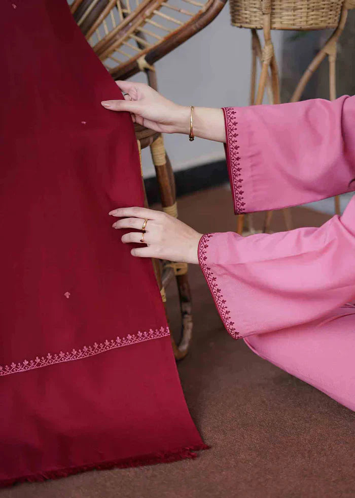 HC502-WINTER 3PC Dhanak suit with Embroidered Shawll