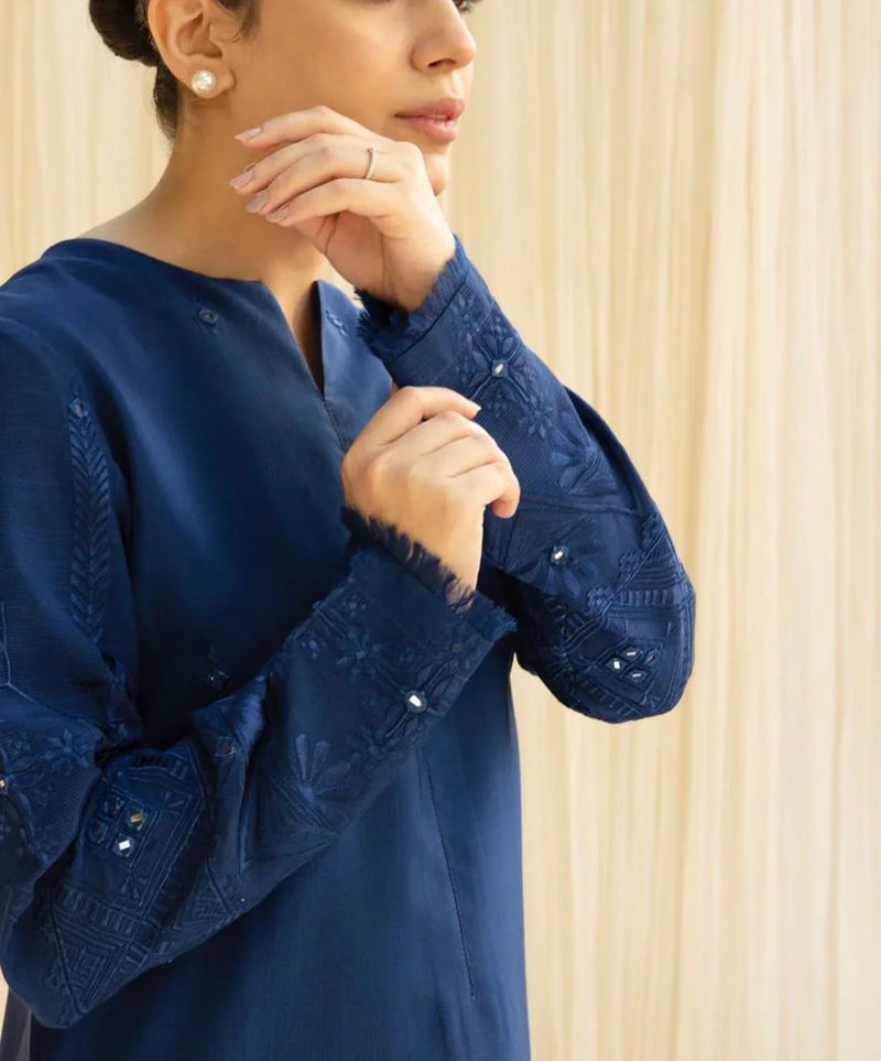 HC719-3PC Lawn Embroidered Shirt With Organza Embroidered Dupatta