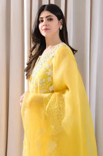 HC242-3PC Lawn Embroidered Shirt With Organza Embroidered Dupatta