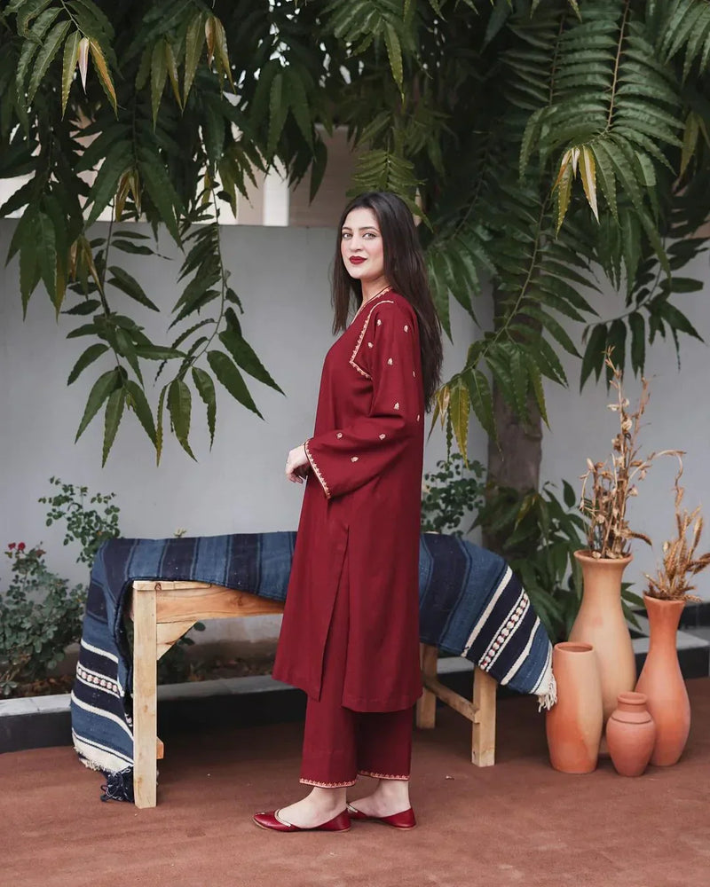 HC503-WINTER 3PC Dhanak suit with Embroidered Shawll