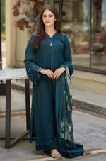 HC1070 - Bareeze 3PC Lawn Embroidered Suit