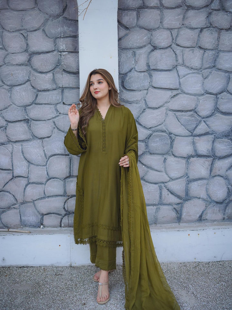 Sapphire - Winter 3PC Dhanak Embroidered  Suit -HC33130