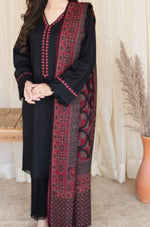 HC628-WINTER 3PC Dhannak Embroidered suit with Printed Shawll