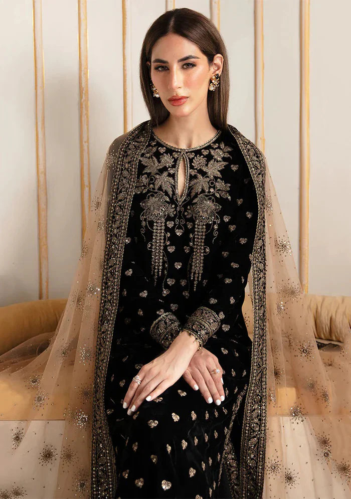 Baroque Embroidered Velvet 3piece suit - HC2020