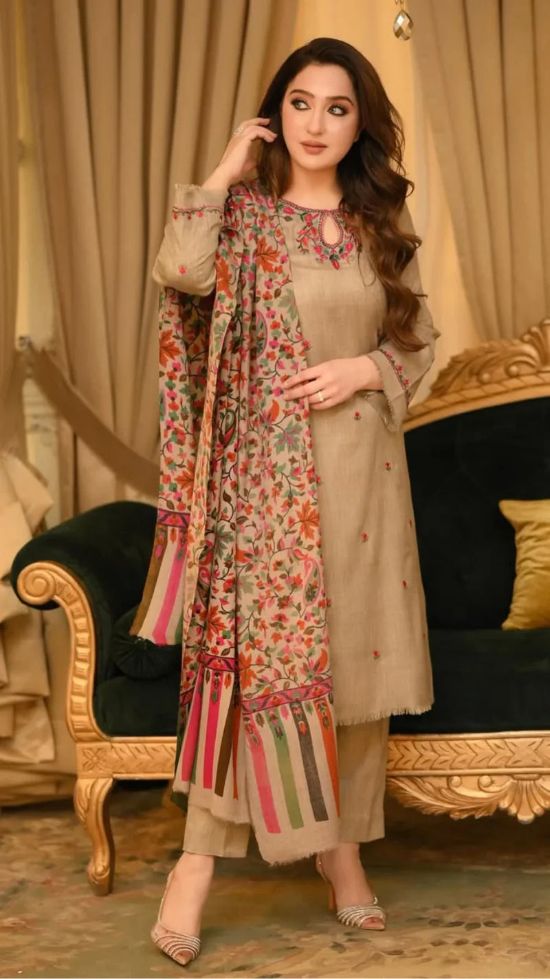 Bunaai - Winter 3PC Dhanak Embroidered Suit - HC33131