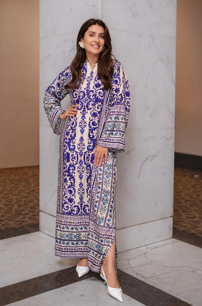 Bunaai - 2 piece Silk printed coord Kaftaan - HC1131